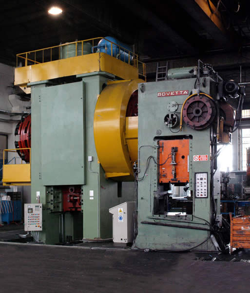 Pressa 2500 tonnellate